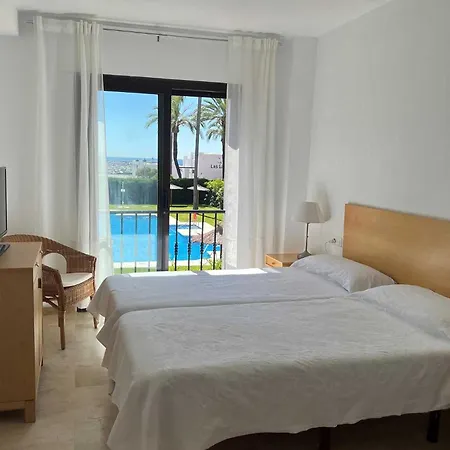 Appartement Marina Real 112 *